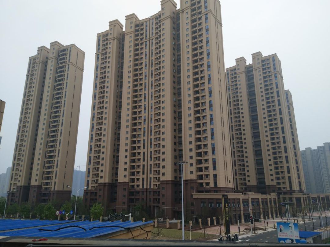 金属氟碳漆面漆价格_氟碳金属耐磨漆_氟碳面漆可以用什么代替