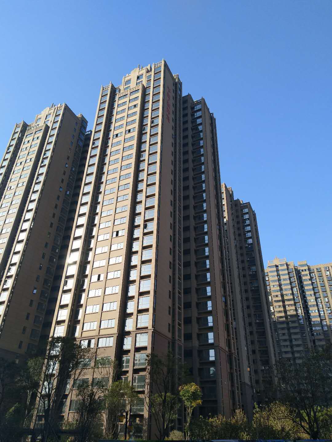 氟碳面漆可以用什么代替_氟碳金属耐磨漆_金属氟碳漆面漆价格