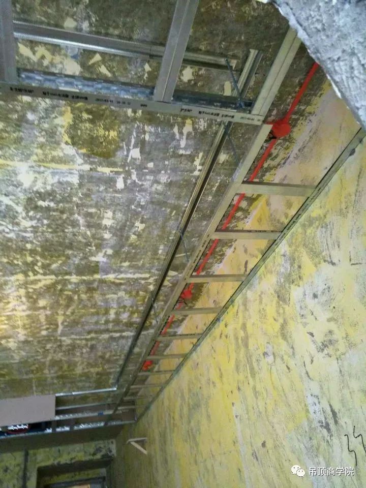 木龙骨防火防腐涂料_钢结构防火防腐_防腐木地板龙骨