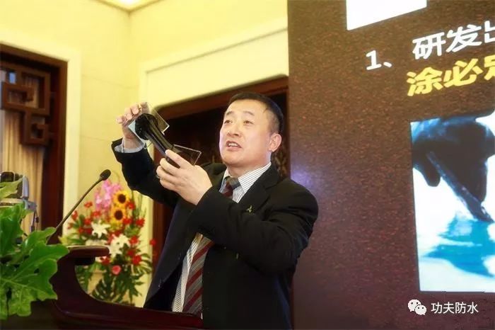 装修无纺布防水跟涂料防水_1平方需要多少防水涂料_涂料多少钱一个平方