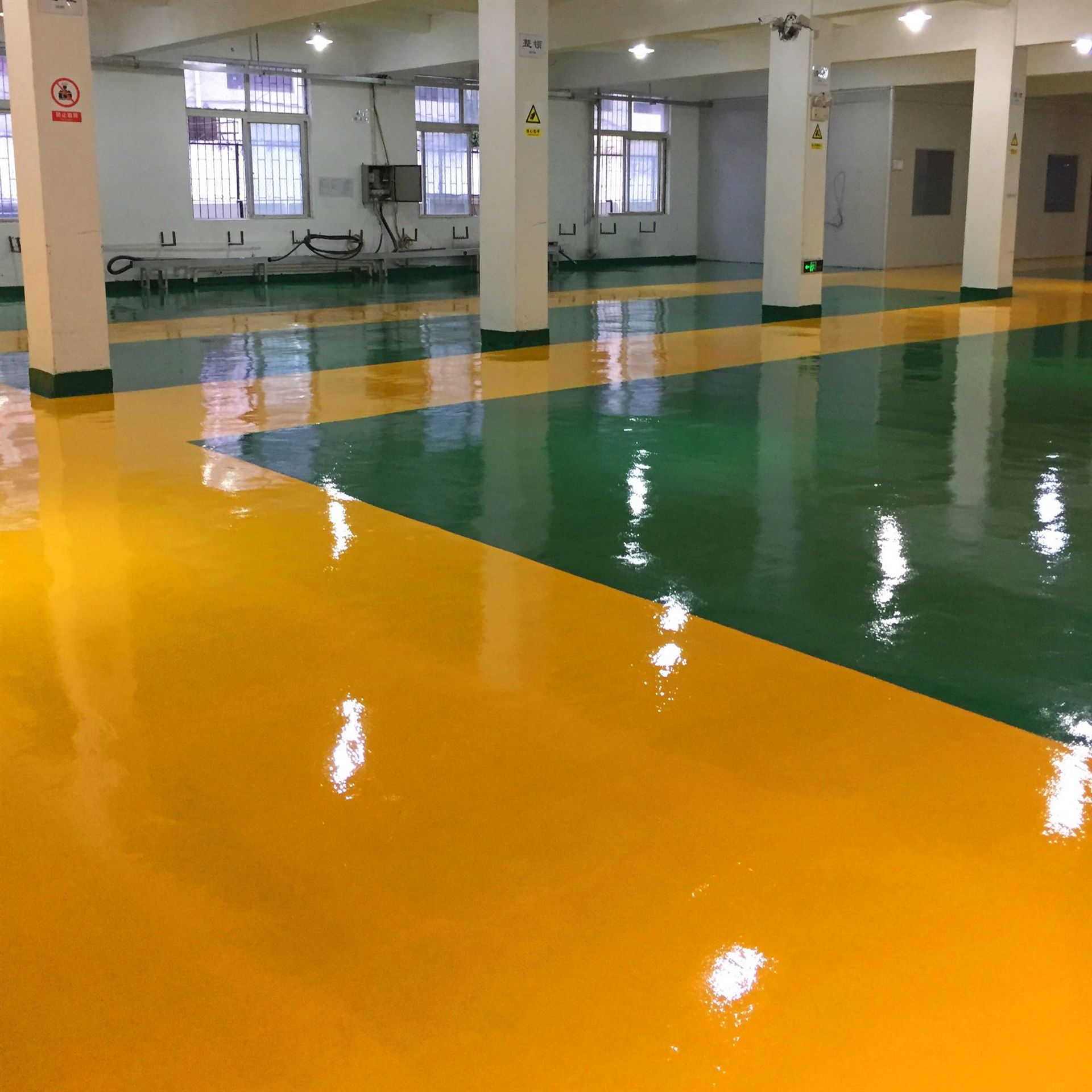 地面涂料有哪些_室外地面涂料有哪些_涂料 地面涂料