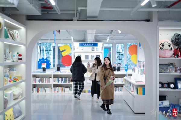 油画 丙烯颜料_油画风景灰色颜料_油画颜料品牌