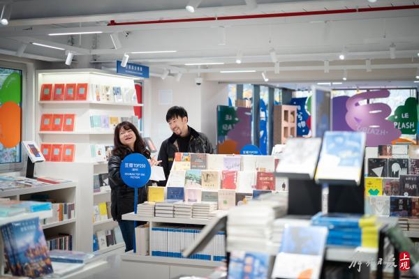 油画 丙烯颜料_油画颜料品牌_油画风景灰色颜料