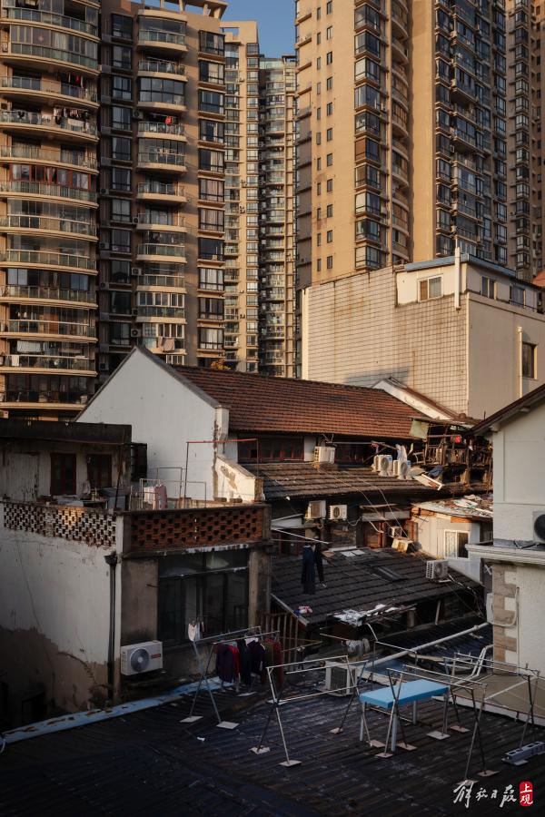 油画 丙烯颜料_油画颜料品牌_油画风景灰色颜料