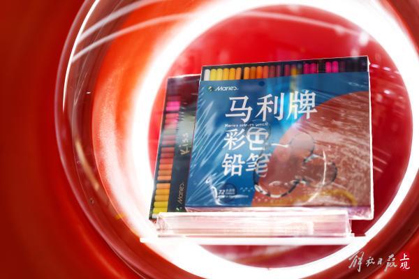 油画风景灰色颜料_油画颜料品牌_油画 丙烯颜料