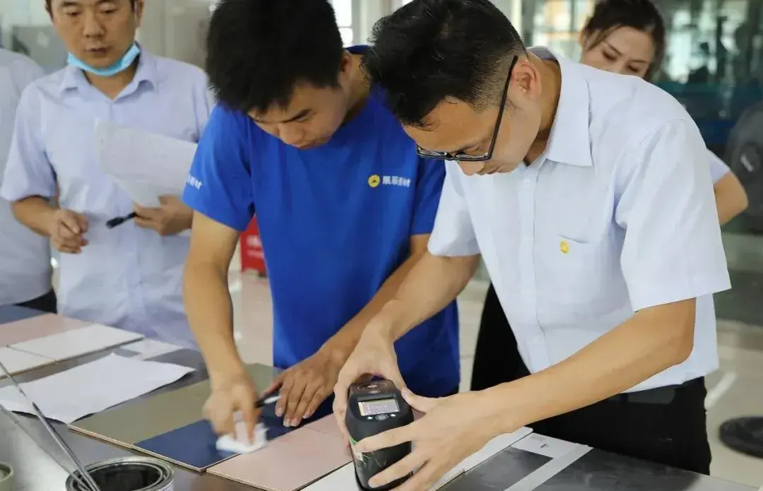 展辰水性工业漆_晨阳水漆水性钢结构价格_展辰油漆是好漆吗