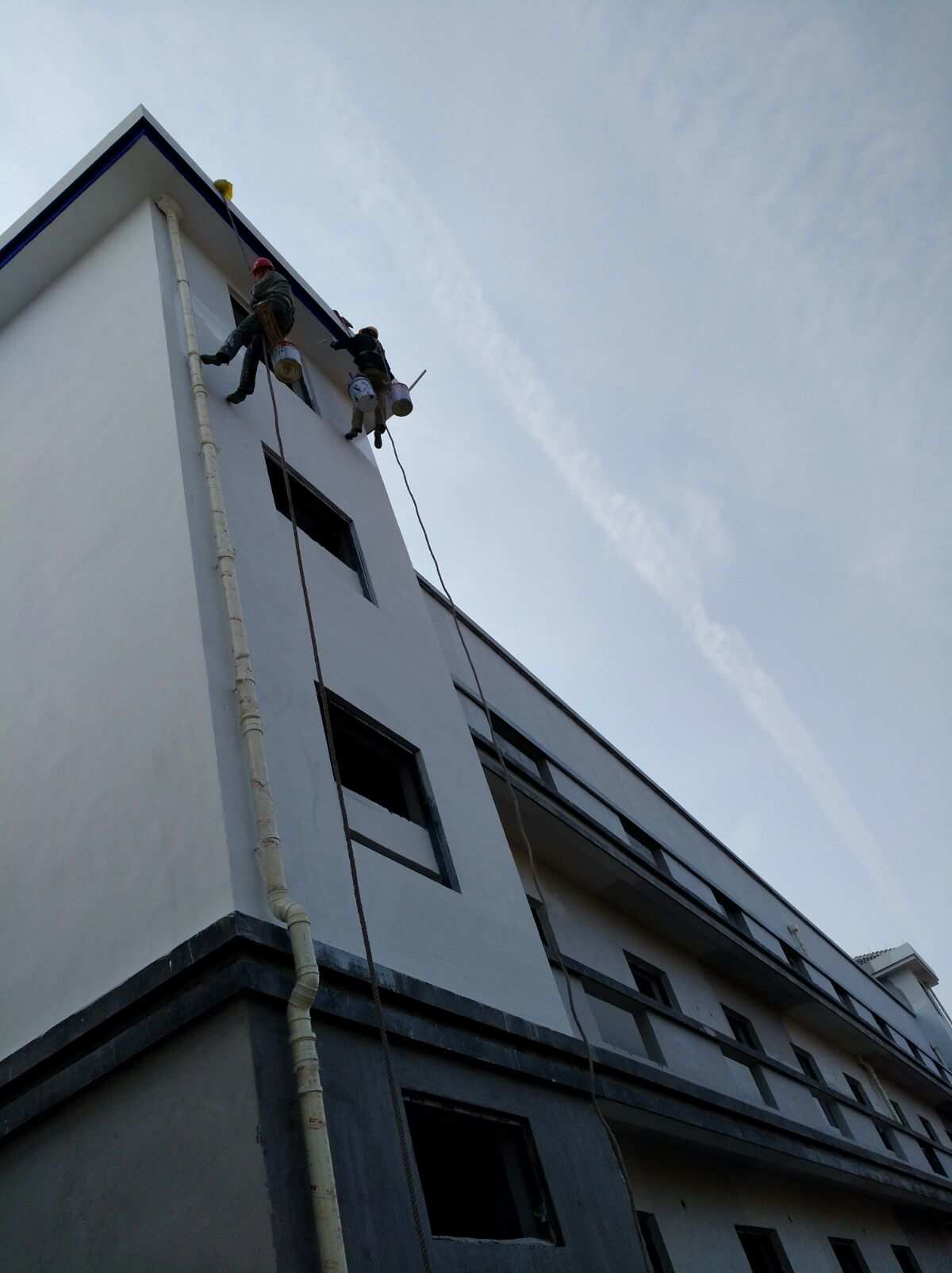 外墙氟碳涂料厂家_外墙20氟碳烤漆铝单板价格_外墙氟碳铝单板