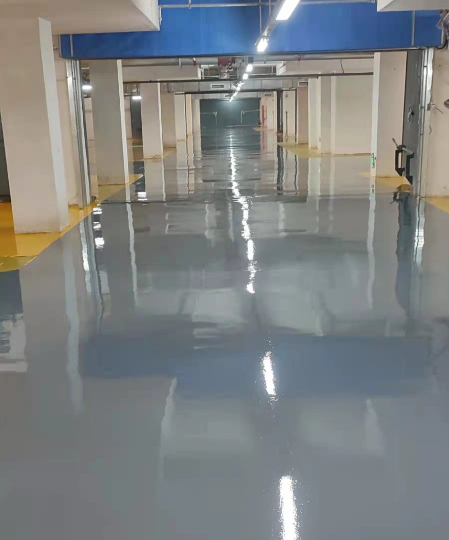 环氧自流平材料品牌_环氧漆自流平地面造价_浙江环氧地坪漆材料