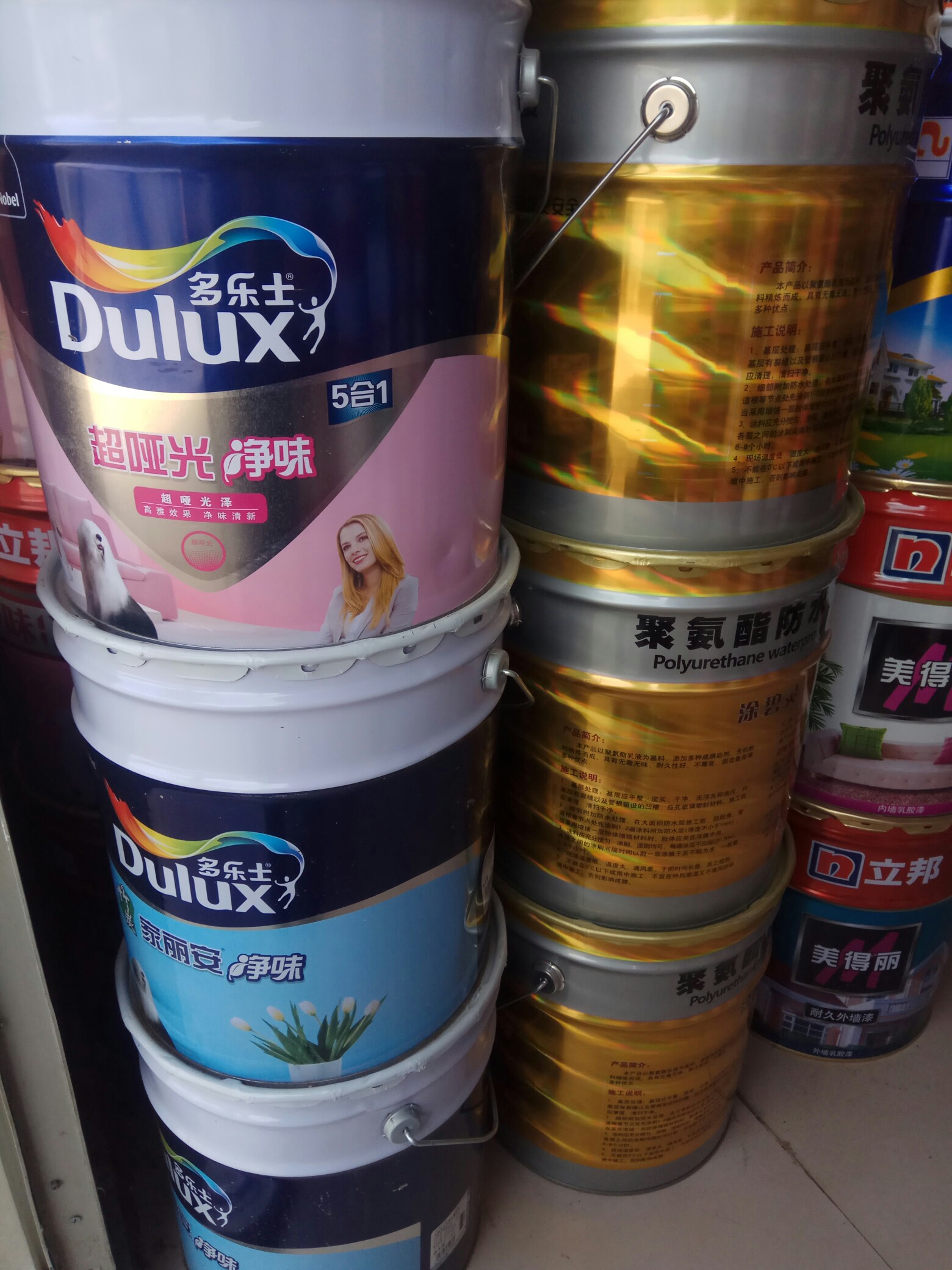 墙面金箔漆施工_国内十大品牌墙面漆_健康苹果漆是品牌漆吗