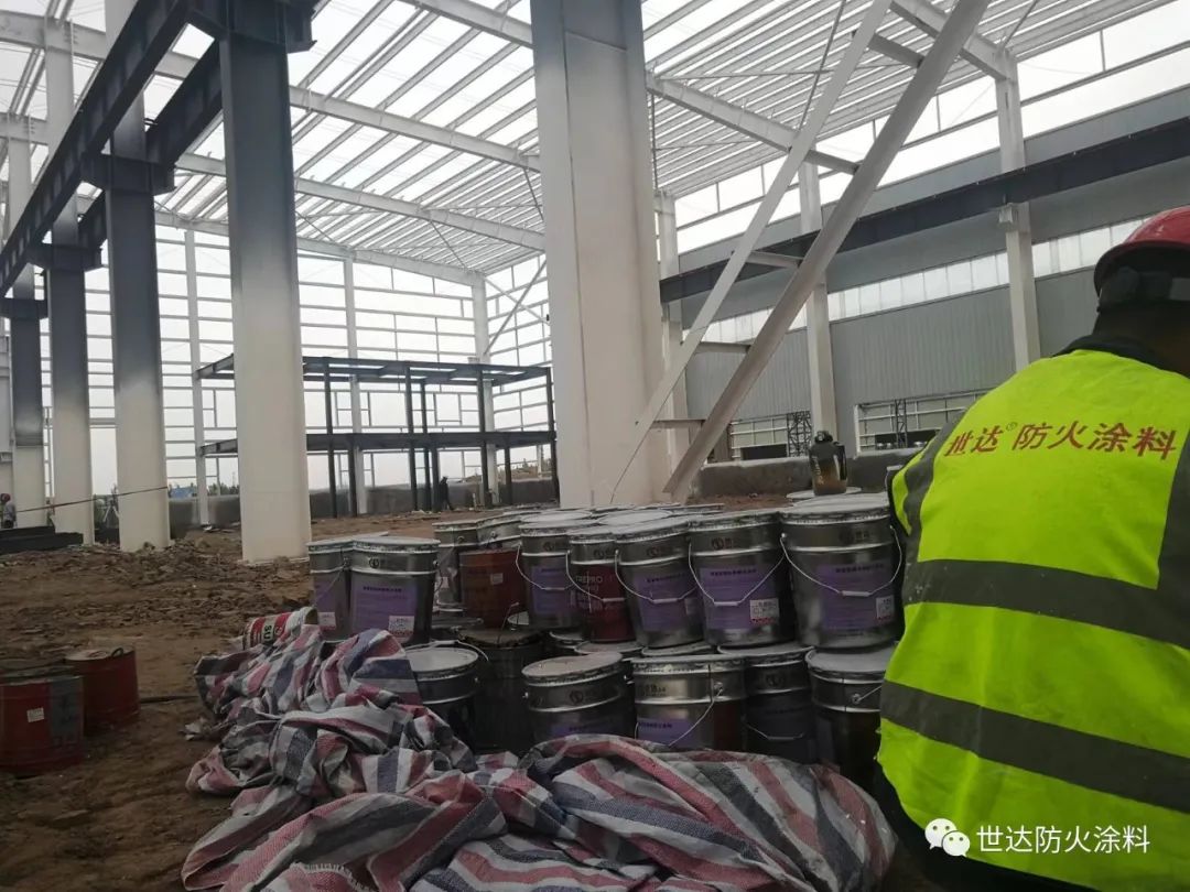 防火枕施工价格_深圳防火隔音纤维加吸音材料喷涂施工_防火涂料如何施工