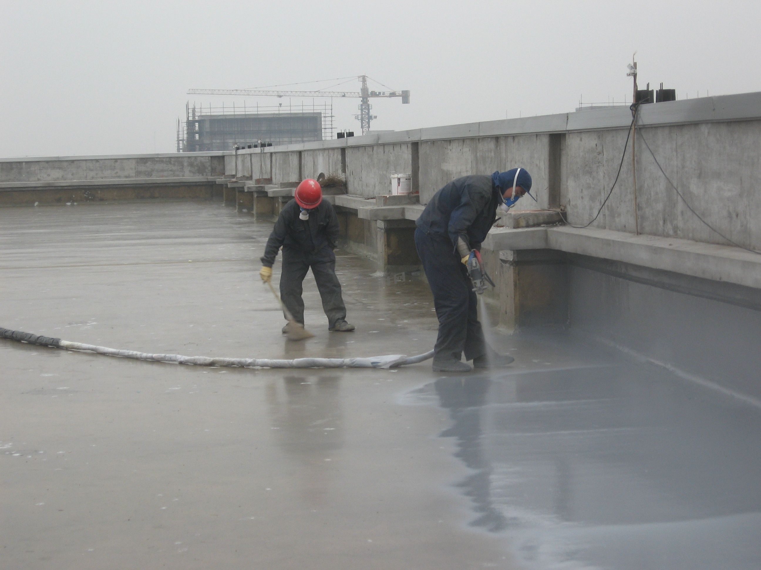 丙纶防水和涂料防水_丙纶防水和防水涂料_防水用丙纶还是涂料好