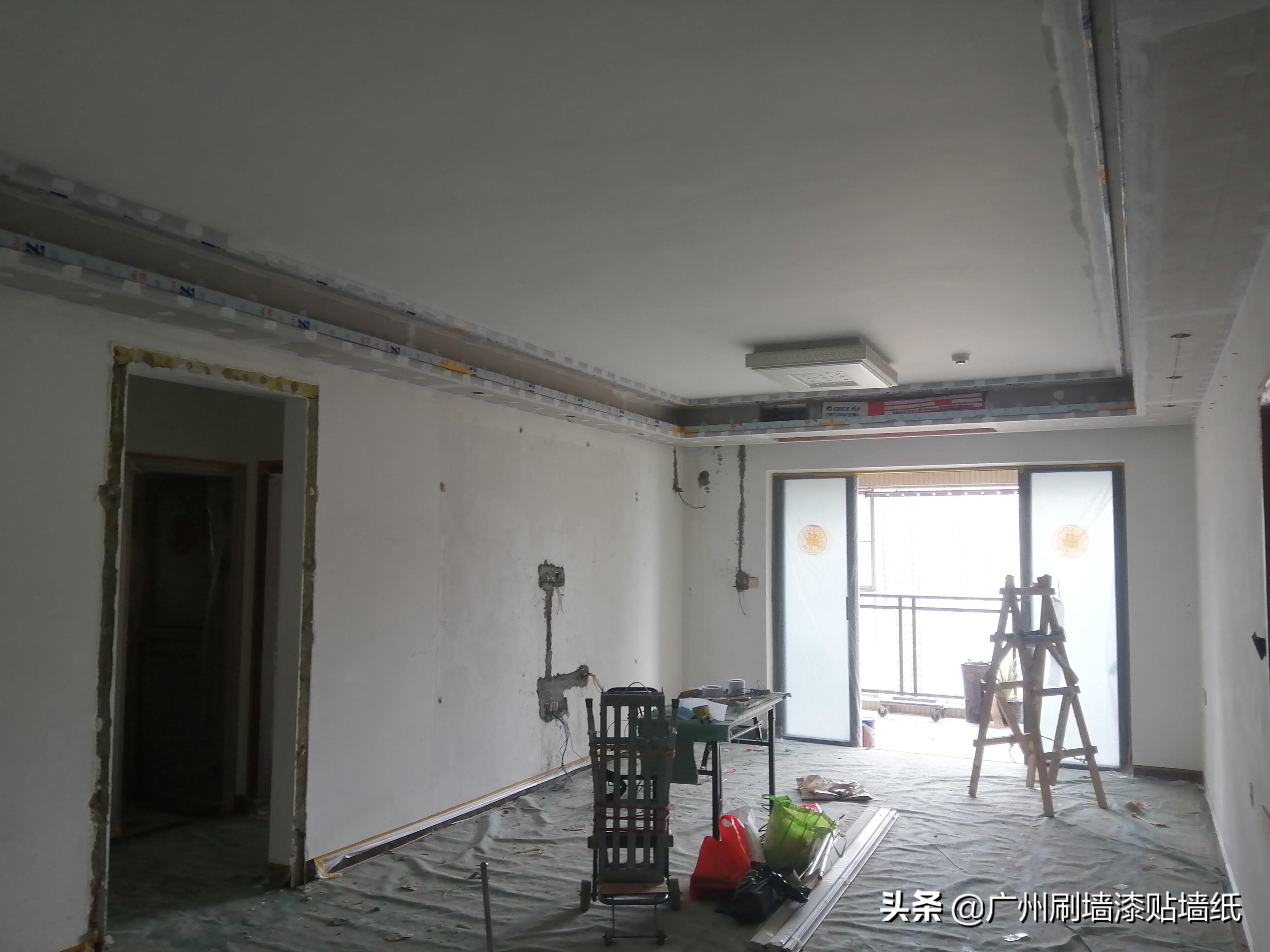 前提喷绘图案前要刮白色的腻子吗_刮完腻子多久刷乳胶漆_刮腻子和乳胶漆的施工方法