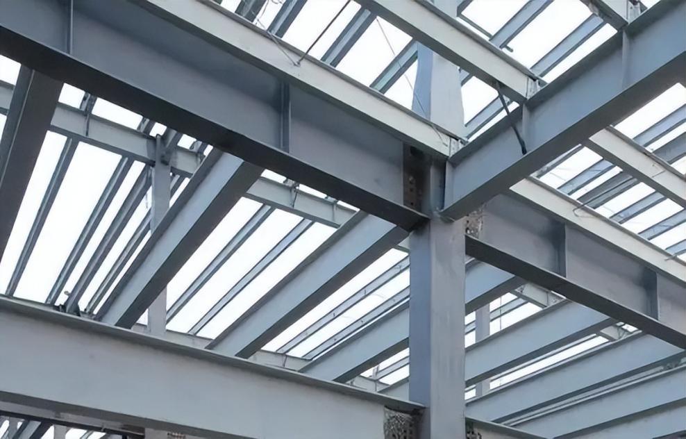阳光房顶框架用什么材料好_铝合金 粉末喷涂_阳光房屋面板用什么材料好