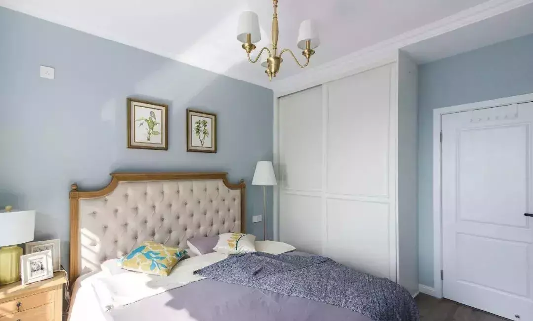 电视背景墙刷蓝色和灰色好看吗_电视背景墙用灰蓝色好看吗_灰蓝色乳胶漆电视背景墙