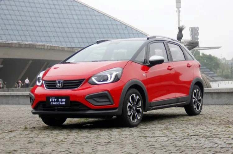 飞度金属漆_2021款飞度白色是金属漆_飞度是什么漆