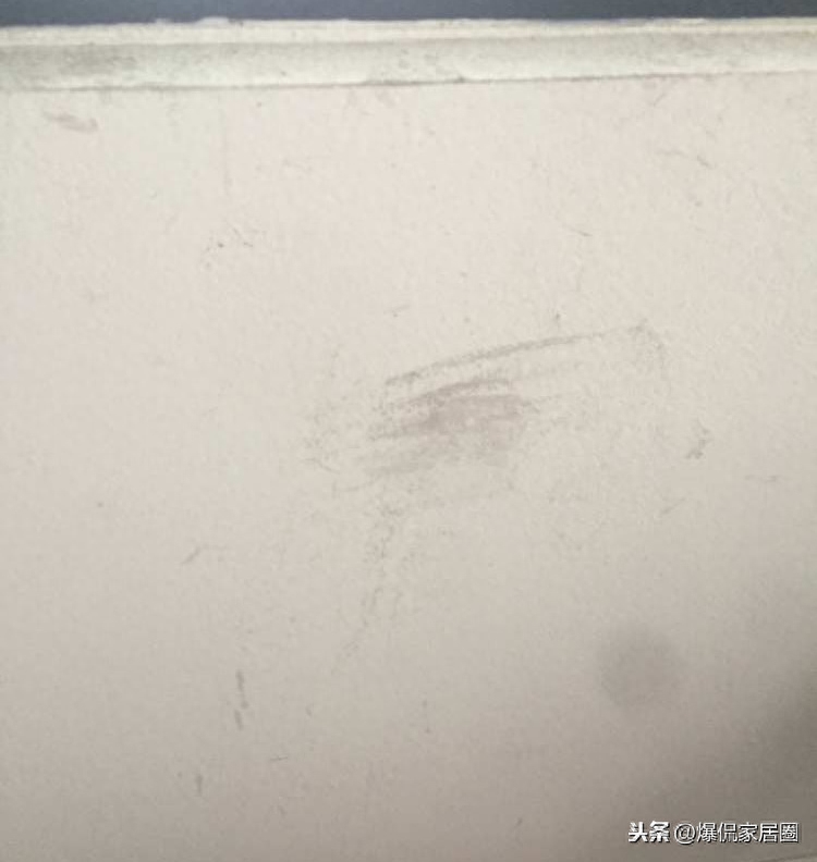 墙纸好乳胶漆好_乳胶漆和墙纸哪个好_漆墙纸乳胶好用吗