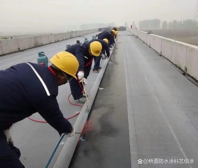 橡胶涂料防水弹性大吗_弹性橡胶防水涂料_橡胶涂料防水弹性怎么样