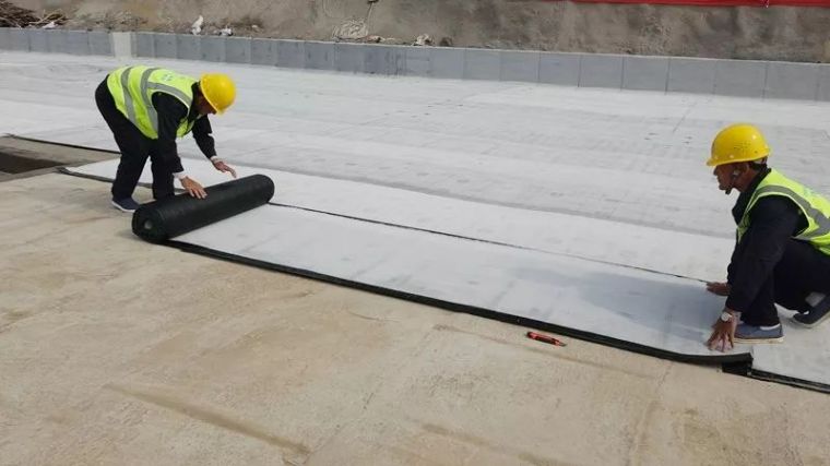 自粘1.5厚防水卷材报价表_1.5厚双面自粘防水卷材厂家_1.5mm自粘防水卷材