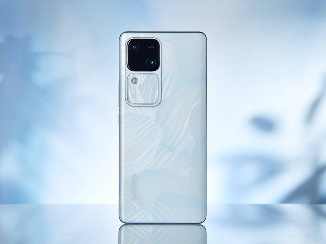 vivo S18上手体验:融合东方美学,兼具质感和美感