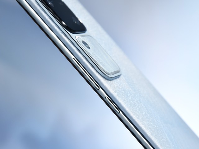 vivo S18上手体验:融合东方美学,兼具质感和美感