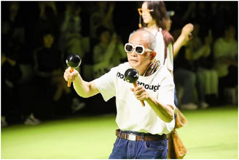 探索地域性建筑的美学特征__歌莉娅2016春夏发布