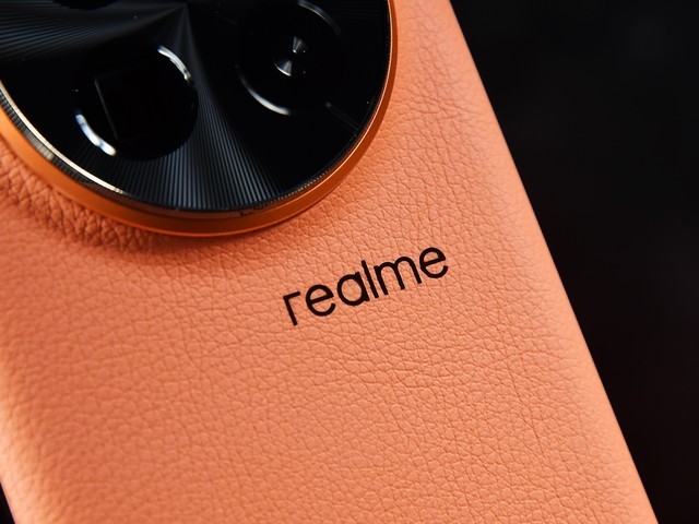 真我GT5Pro全面评测 比得过这款才是真旗舰