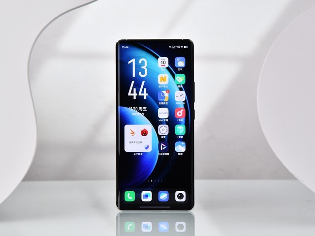 vivo X100全面评测：年度超满分旗舰手机