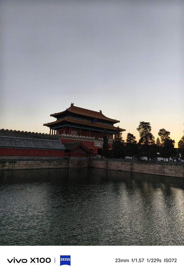 拍夜景只能用万元旗舰？vivo X100拔高标准版旗舰夜拍体验