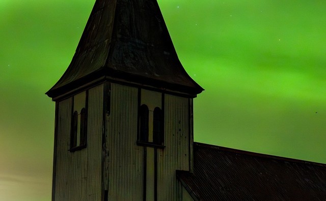 壮丽风光与神奇极光 富士GFX100S探秘冰岛美景