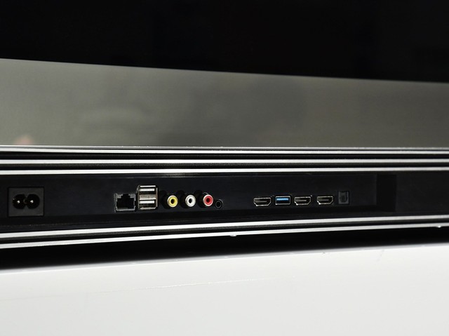 拥有一台会悬浮的电视是什么体验？FPD悬浮OLED电视评测