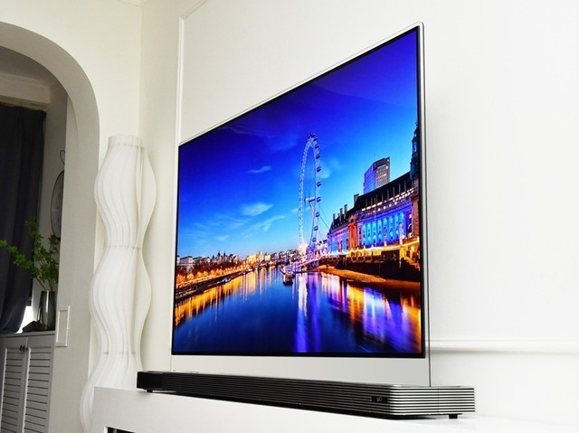 拥有一台会悬浮的电视是什么体验？FPD悬浮OLED电视评测