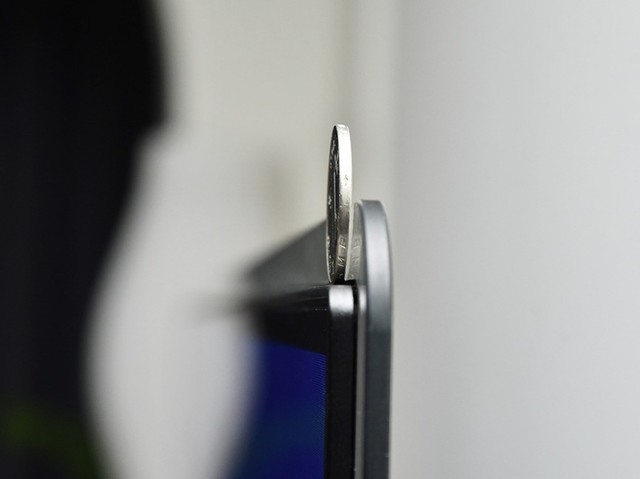 拥有一台会悬浮的电视是什么体验？FPD悬浮OLED电视评测