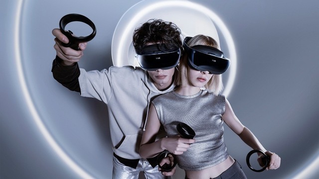 沉浸观影 体感游戏一机搞定 玩出梦想YVR 2眼镜一体机年末放价别错过