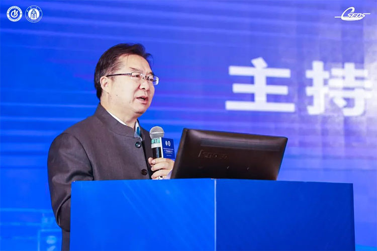 重庆市教育评估监测专家_重庆市教育评估研究会会长_