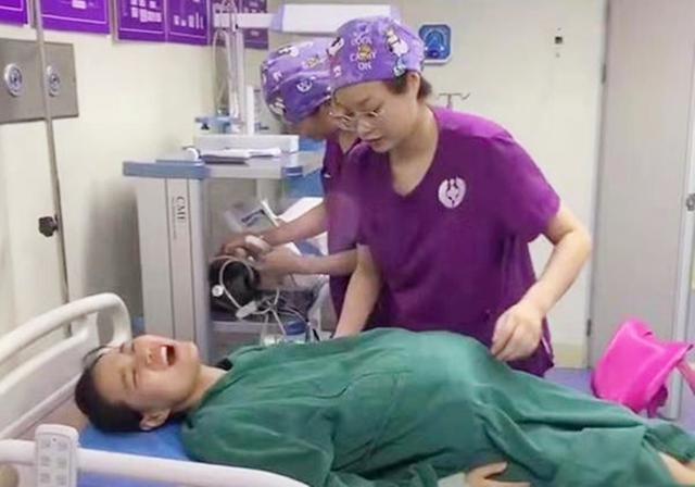 美国人坐月子喝冰水_外国女人生完孩子喝冰水_