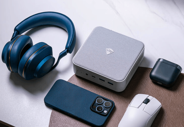 机械师创物者MINIⅡ高性能主机：R9 7940H、双2.5G网口！
