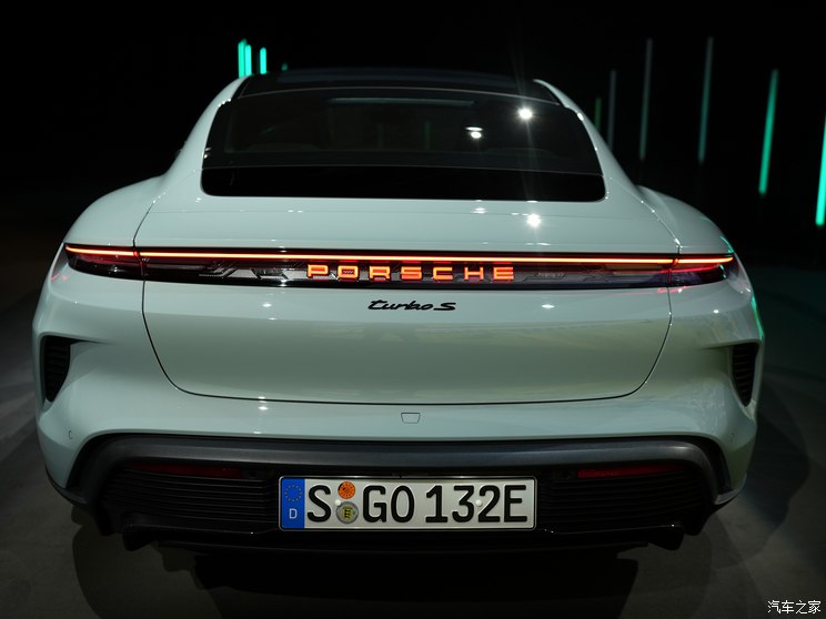 保时捷 Taycan 2024款 Taycan