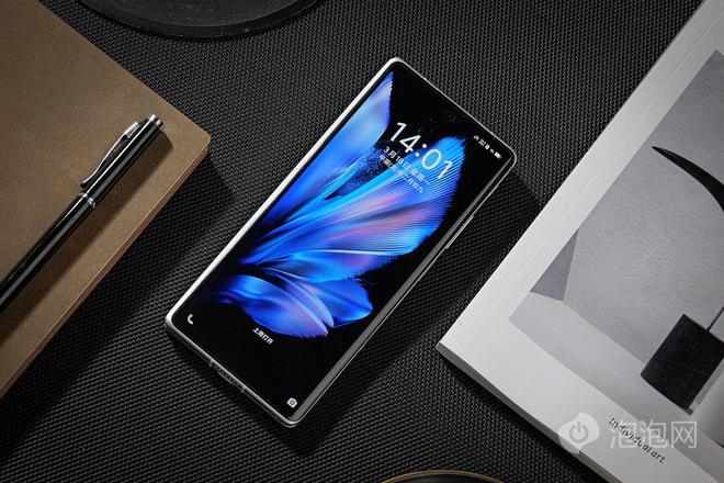 _vivo X Fold3全面评测：轻薄全面何以兼得？版本答案来了_vivo X Fold3全面评测：轻薄全面何以兼得？版本答案来了