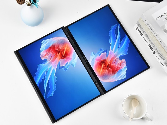 把极致做到极致 上手体验华硕灵耀14 双屏