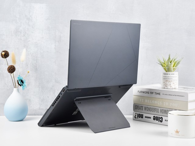 把极致做到极致 上手体验华硕灵耀14 双屏