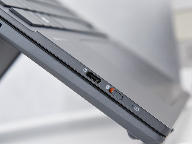 把极致做到极致 上手体验华硕灵耀14 双屏