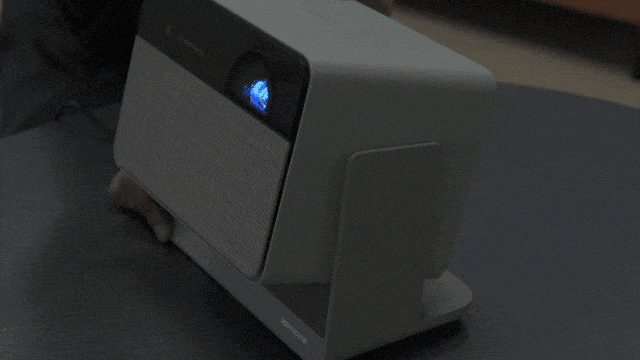 极米RS 10 mini评测： 3000元级护眼三色激光投影