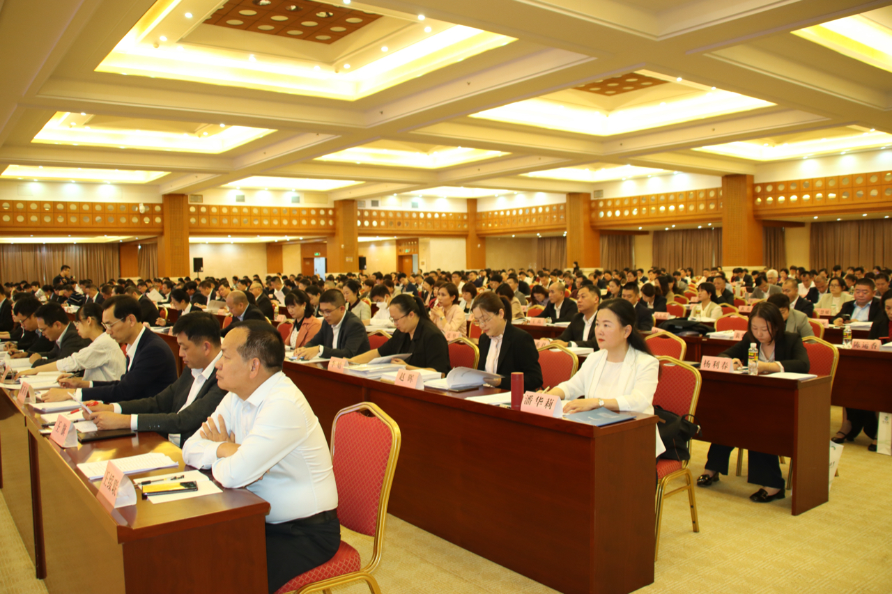 _鄂托克教育驶入高质量发展快车道_鄂托克教育驶入高质量发展快车道