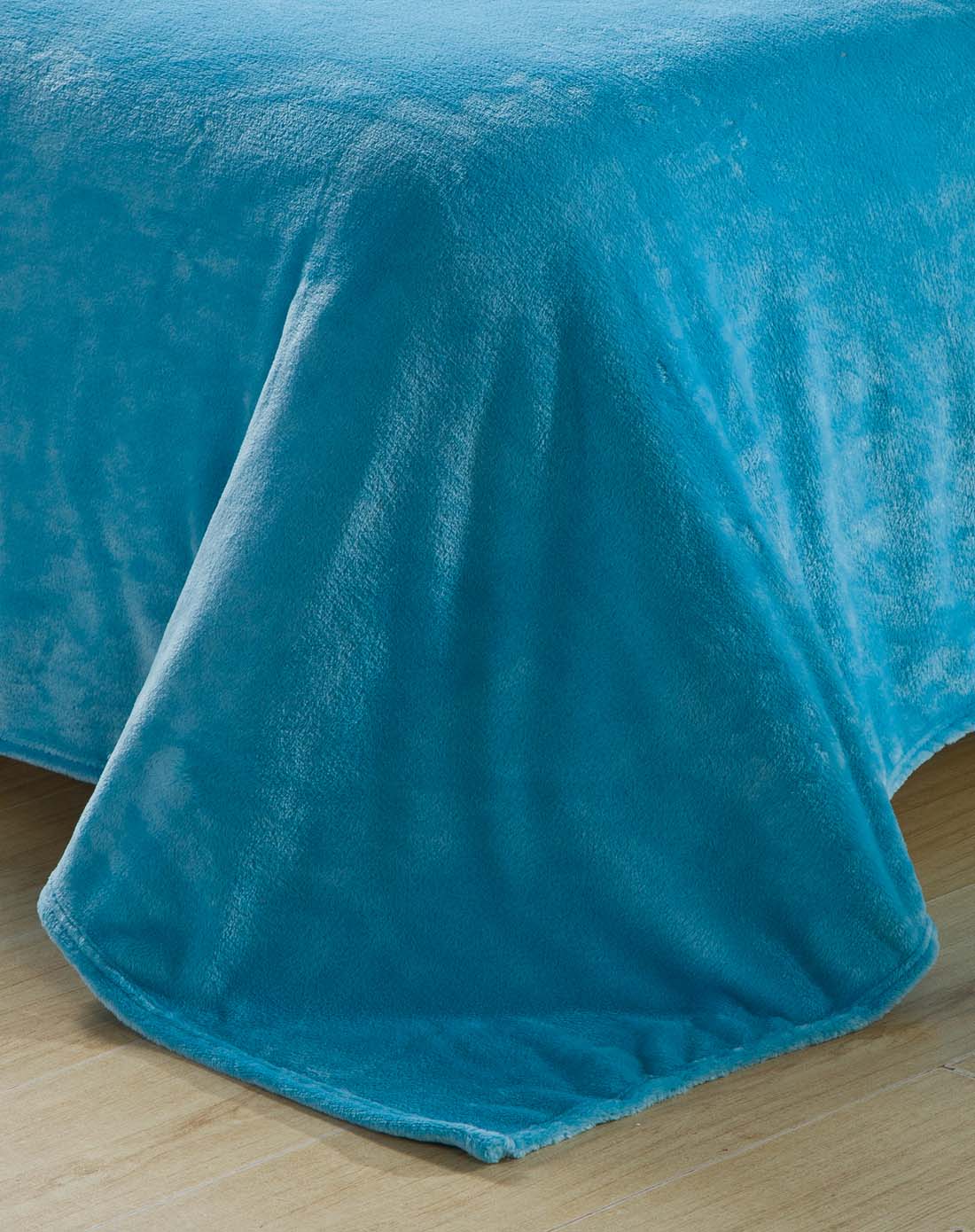 _法兰绒面料有哪些特点_法兰绒是什么样的