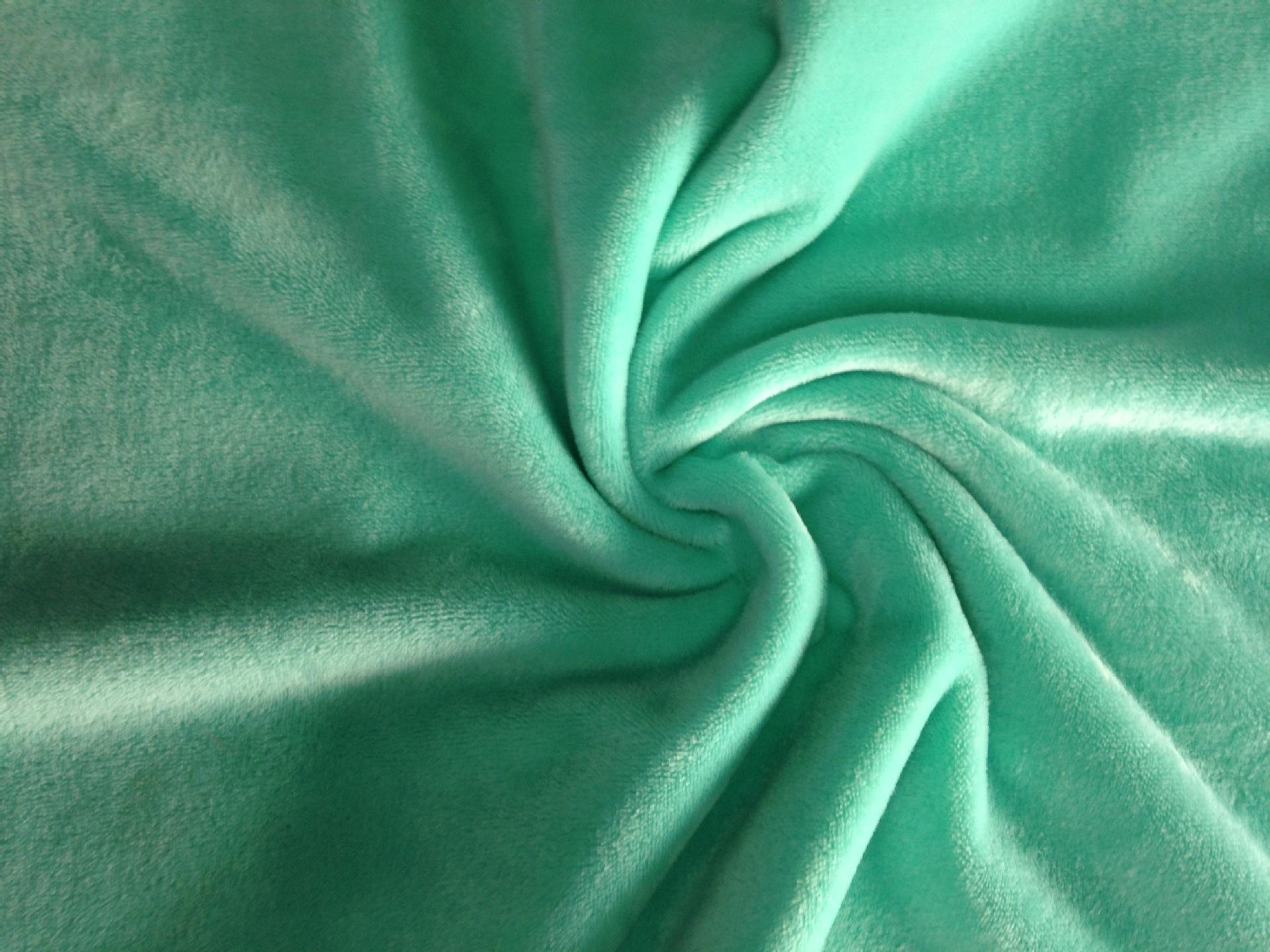 法兰绒面料有哪些特点__法兰绒是什么样的