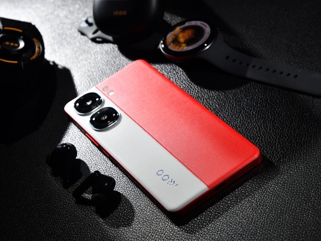 _帮你的游戏加点buff iQOO Neo9S Pro+全面评测_帮你的游戏加点buff iQOO Neo9S Pro+全面评测