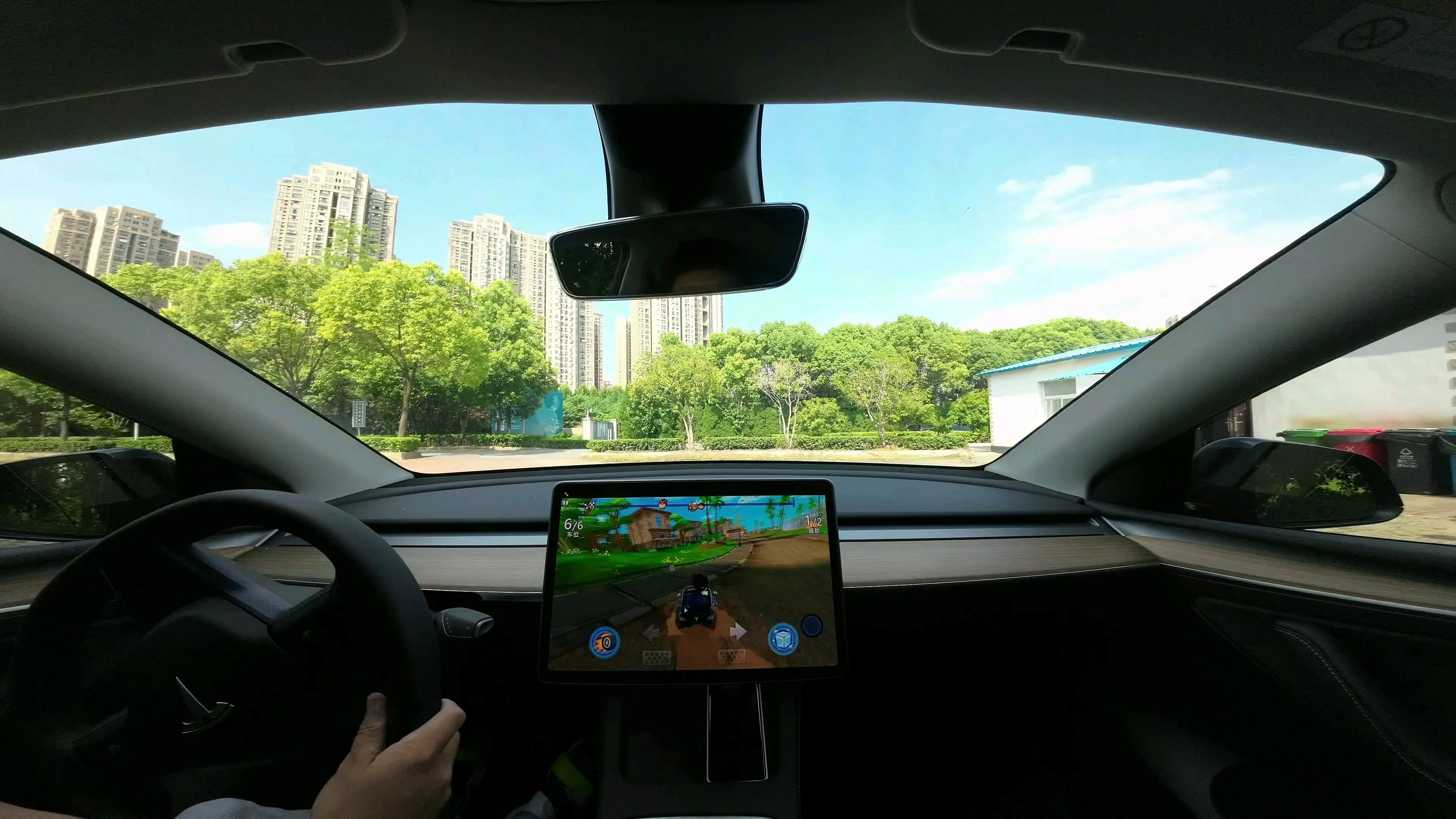 _特斯拉内饰风格_新版特斯拉内饰