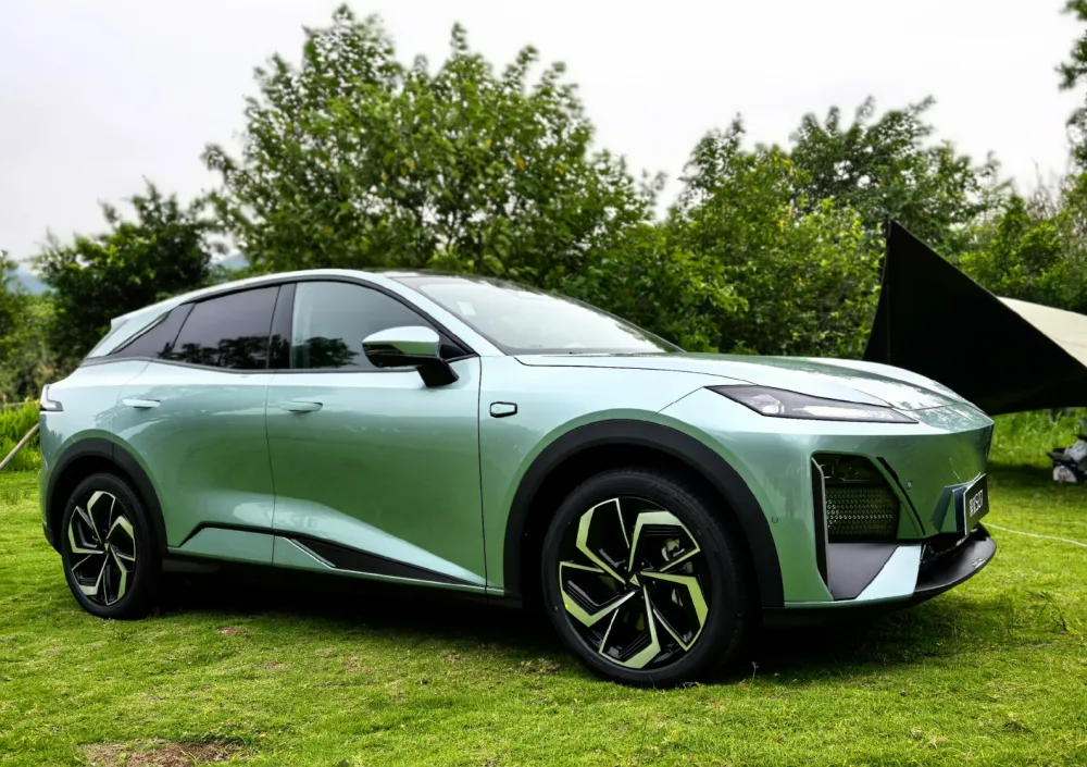 搭华为乾崑智驾 深蓝S07将于7月25日正式上市__搭华为乾崑智驾 深蓝S07将于7月25日正式上市