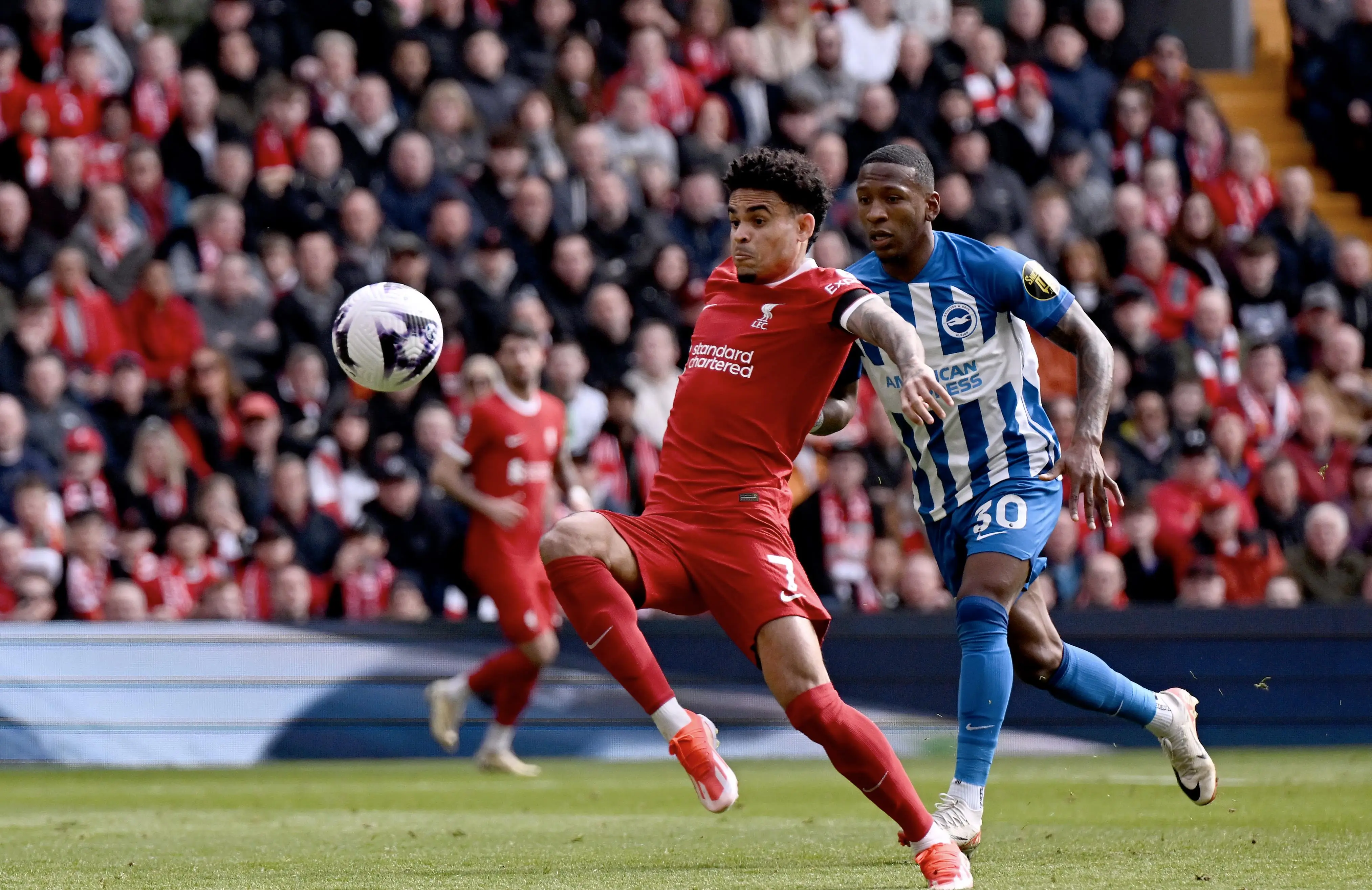 _伊瓜因阿森纳段子_阿森纳伊瓜因上树视频