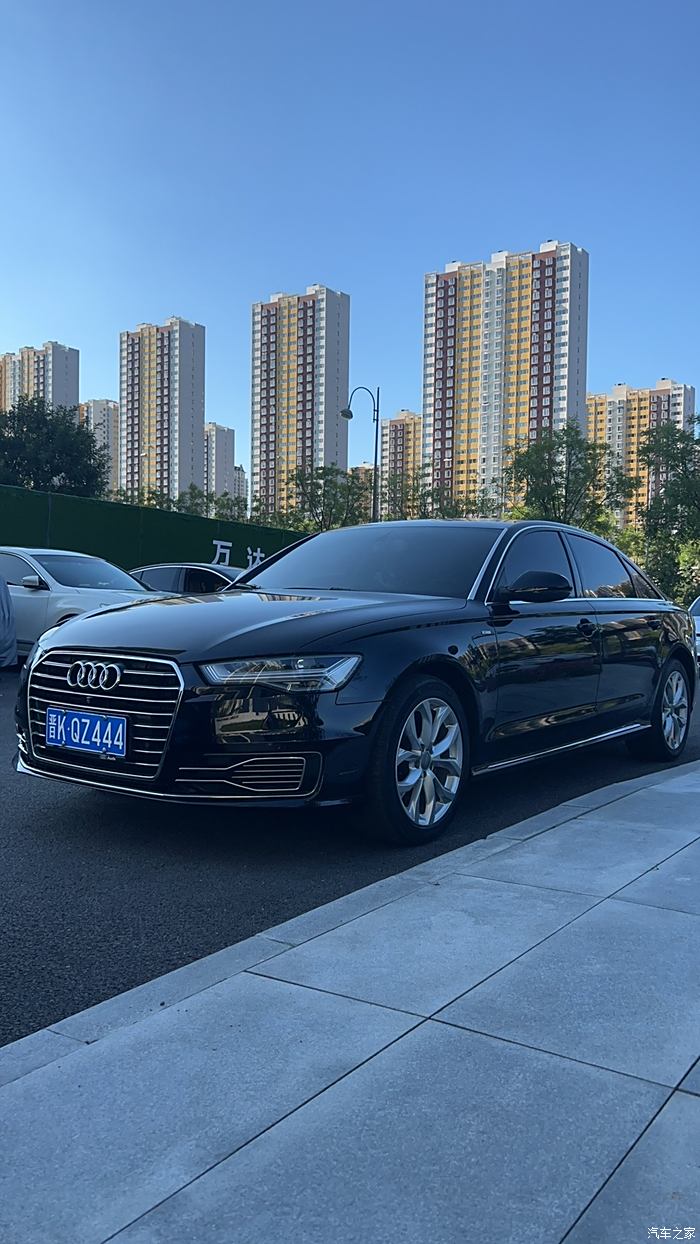 奥迪车2013款__奥迪1798cc轿车